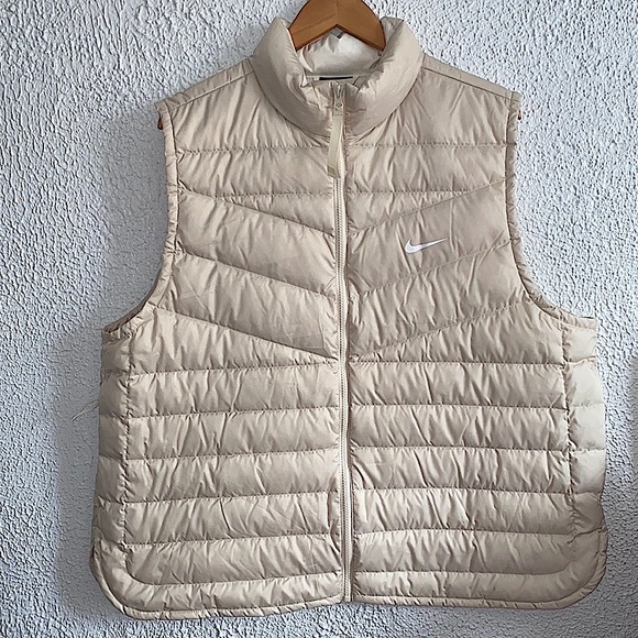 Nike Jackets & Blazers - NIKE down filled vest ✔️